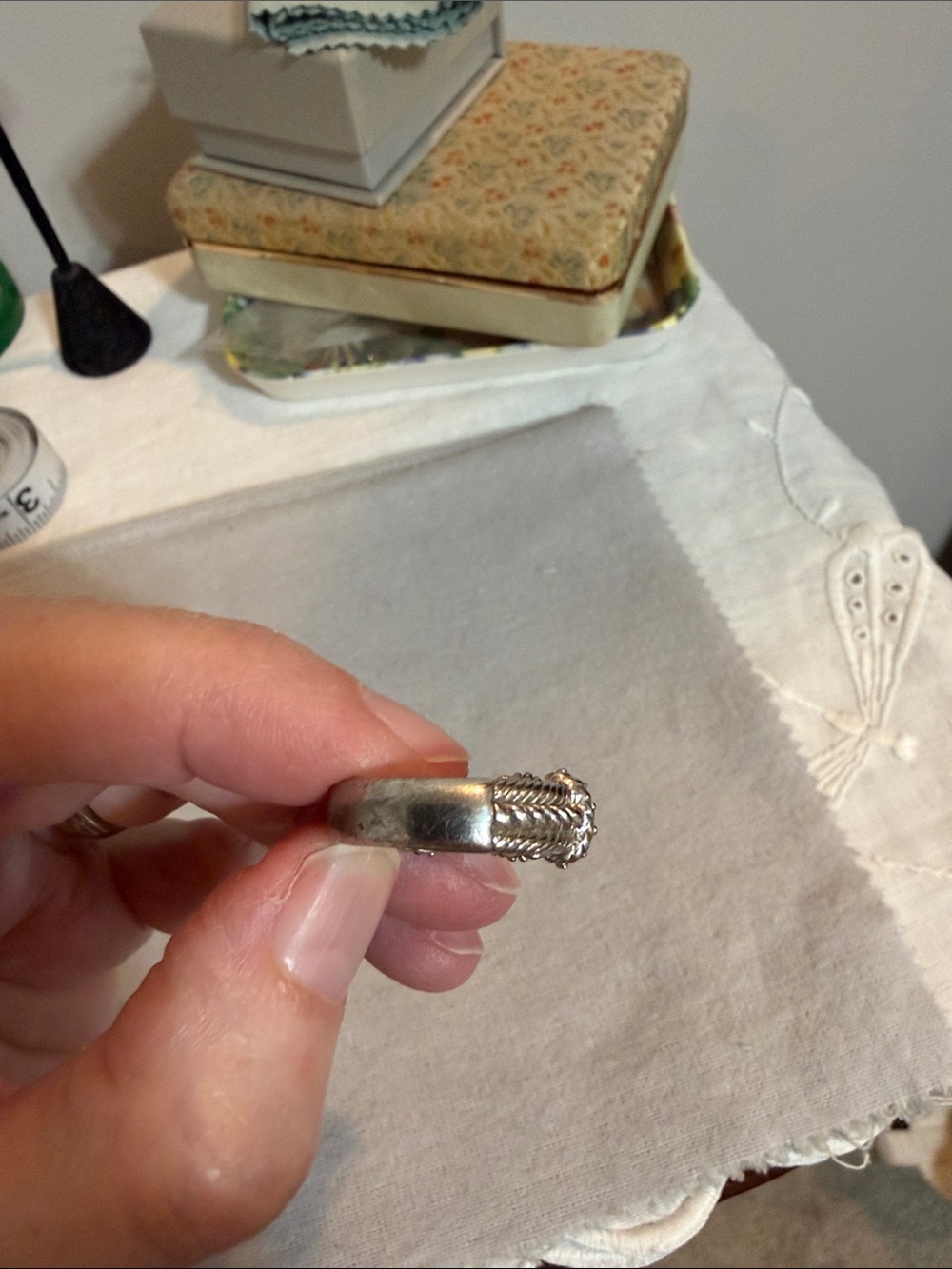 Judith Ripka Sterling Silver ring - Picture 3 of 7